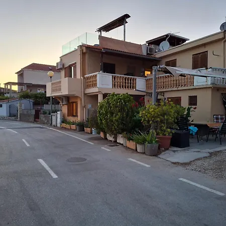 Luxury With Whirpool And Terace 50 M2 Apartament *
