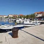 Apartman Luxury With Whirpool And Terace 50 M2