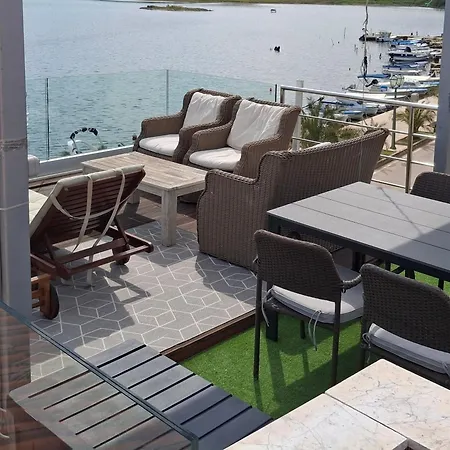 Luxury With Whirpool And Terace 50 M2 포세다르예