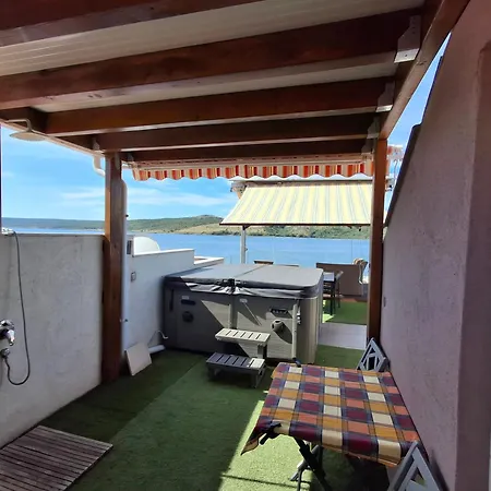 Luxury With Whirpool And Terace 50 M2 Apartment Posedarje