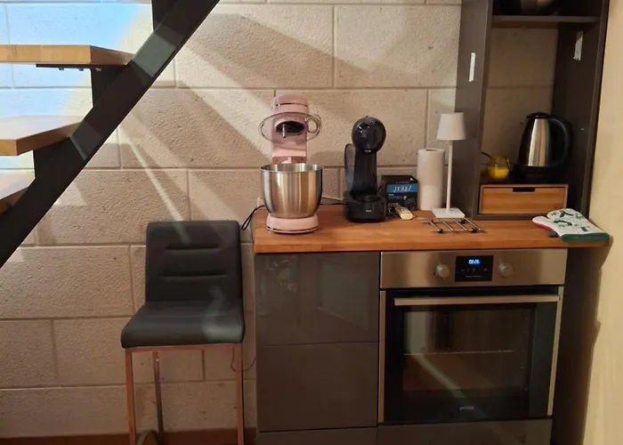 아파트 Luxury With Whirpool And Terace 50 M2