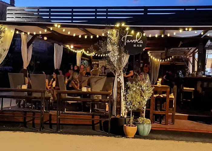 아파트 Luxury With Whirpool And Terace 50 M2 *